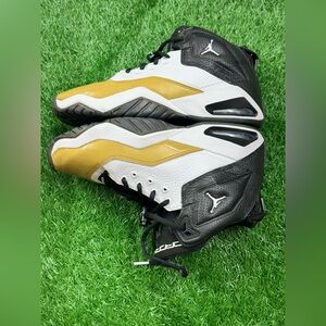 Men’s Jordan B'Loyal White Black Gold‎ Size 8